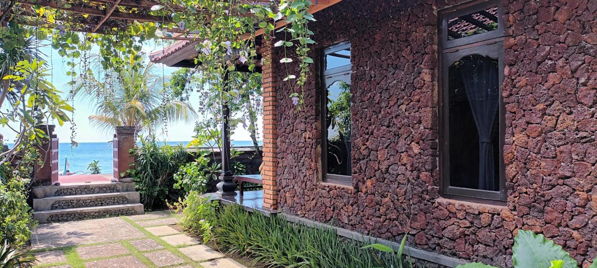 Bulih Beach Bungalows Amed Dış mekan fotoğraf